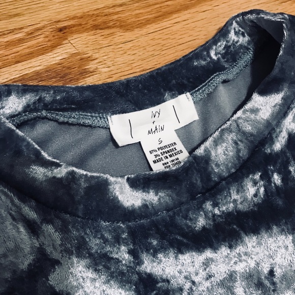 Velvet Blue Crop Top - Picture 3 of 3